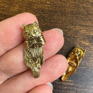 🐈‍⬛#79. Avon Cat Earrings